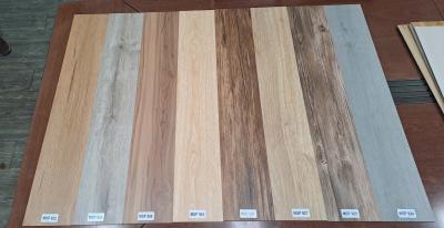 Tấm nhựa lót sàn bằng PVC